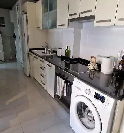 Апартаменти Holiday Studio